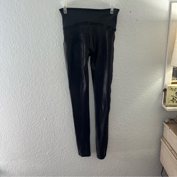 Spanx Black Faux Leather Leggings Womens Size Small Stretch Style# 2437 - Picture 6 of 10